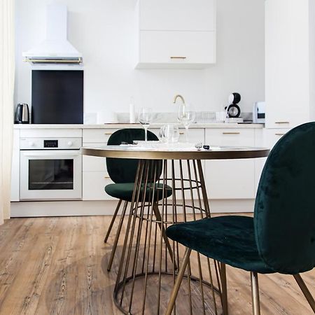 Le Contemporain 40 Appartement Châteauroux Buitenkant foto